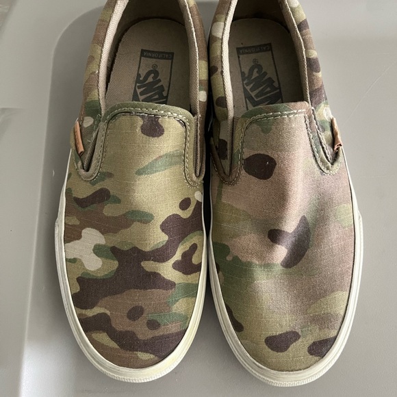 Multicam slip on Vans - Picture 3 of 6